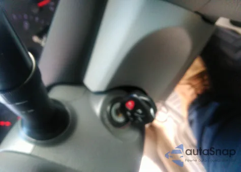 2011 Toyota Camry Le z USA, uszkodzony, nr VIN 4T4BF3EK8BR163821